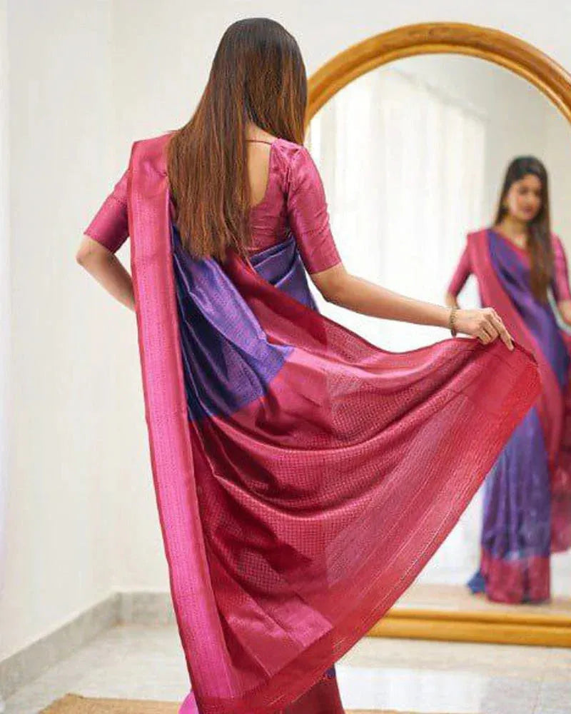 Banarasi Silk Saree With Exclusive Jacquard Border