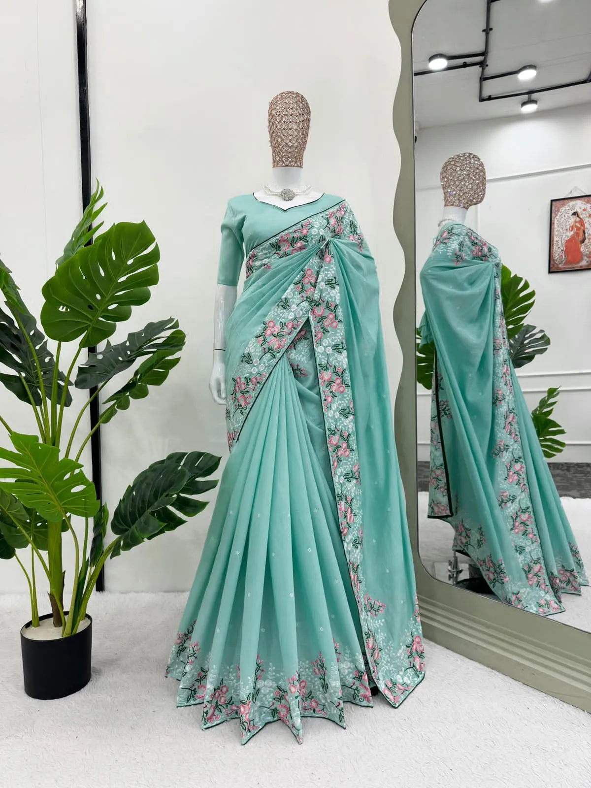 Roman Silk Saree with Elegant Thread Work & Paiping Details