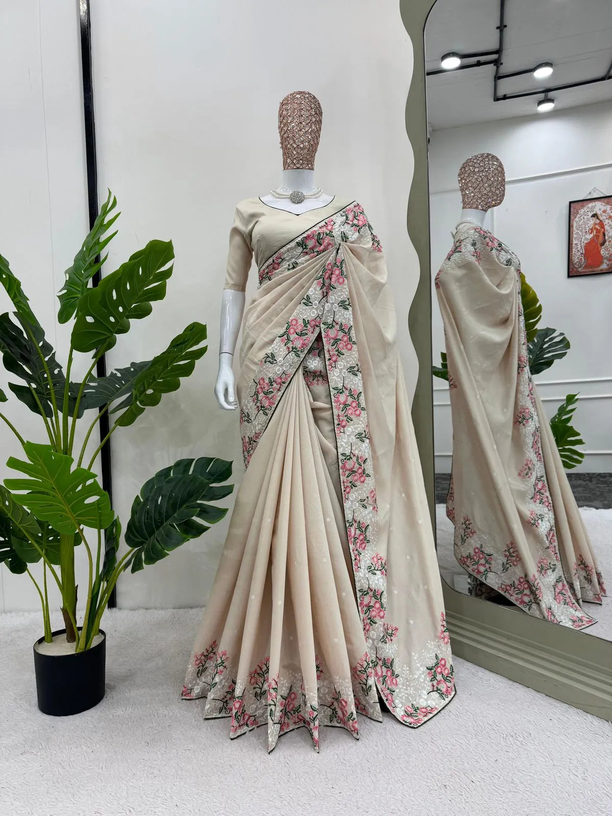 Roman Silk Saree with Elegant Thread Work & Paiping Details